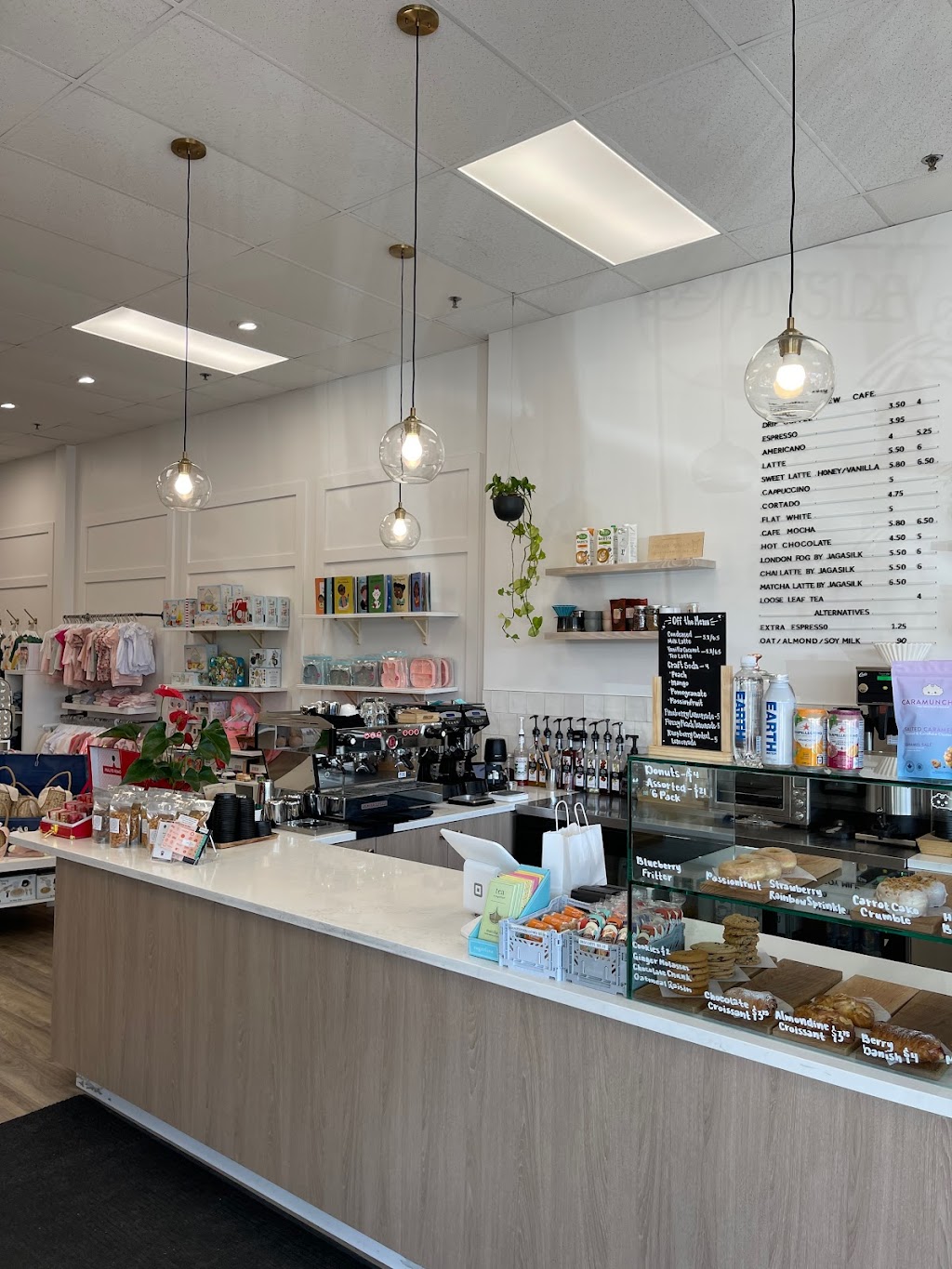 Krew Cafe | 5722 111 St NW, Edmonton, AB T6H 3G1, Canada | Phone: (780) 761-8291