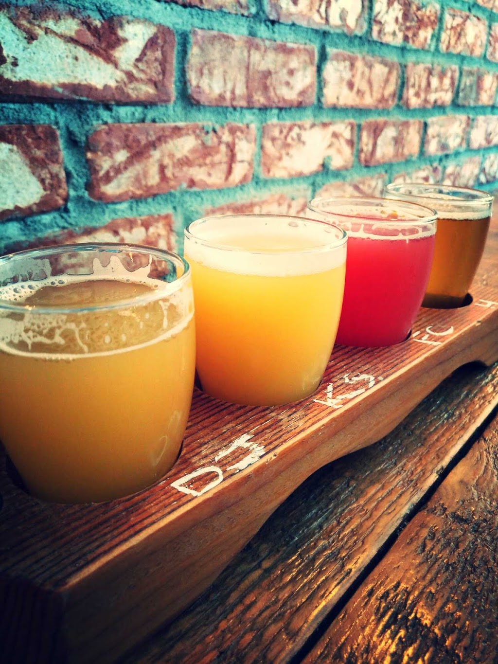 Twin Sails Brewing | 2821 Murray St, Port Moody, BC V3H 1X3, Canada | Phone: (604) 492-4234