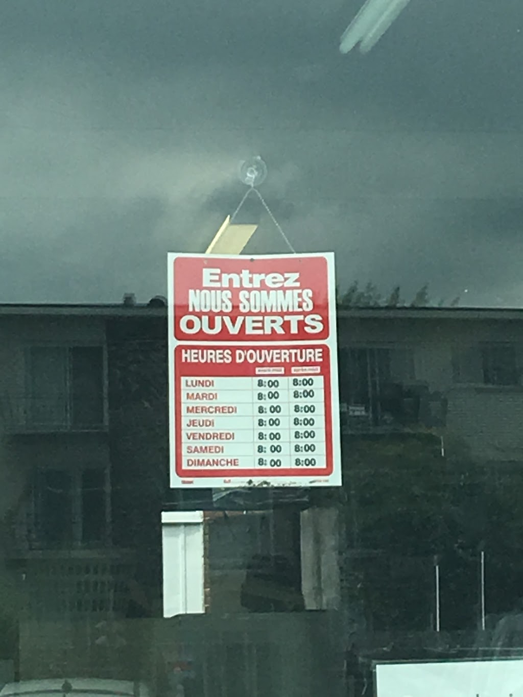 Buanderie Montreal-Nord | 6365 Boulevard Léger, Montréal-Nord, QC H1G 3P4, Canada | Phone: (514) 439-1394