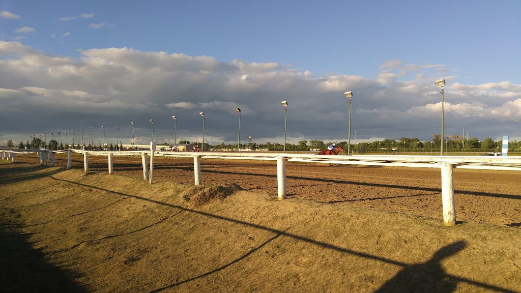Assiniboia Downs | 3975 Portage Ave, Winnipeg, MB R3K 2E9, Canada | Phone: (204) 885-3330