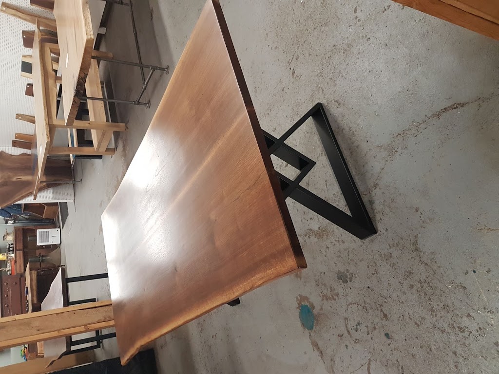 Chaos Tables | 248 Freelton Rd, Freelton, ON L8B 0Z5, Canada | Phone: (905) 659-2333