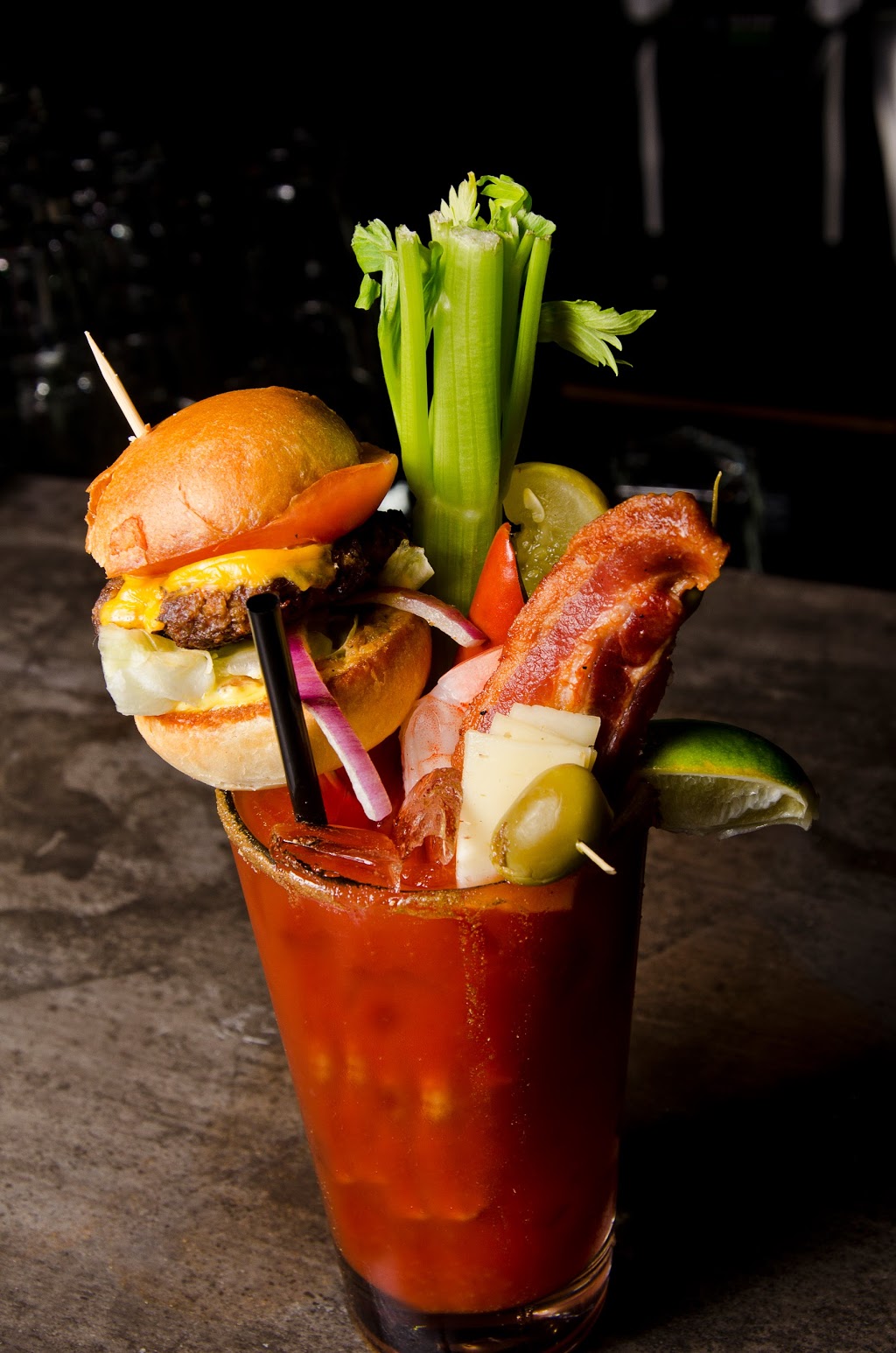 Sammy Js Grill & Bar Langley | 19925, 101 Willowbrook Dr #101, Langley City, BC V2Y 1A7, Canada | Phone: (604) 514-0224