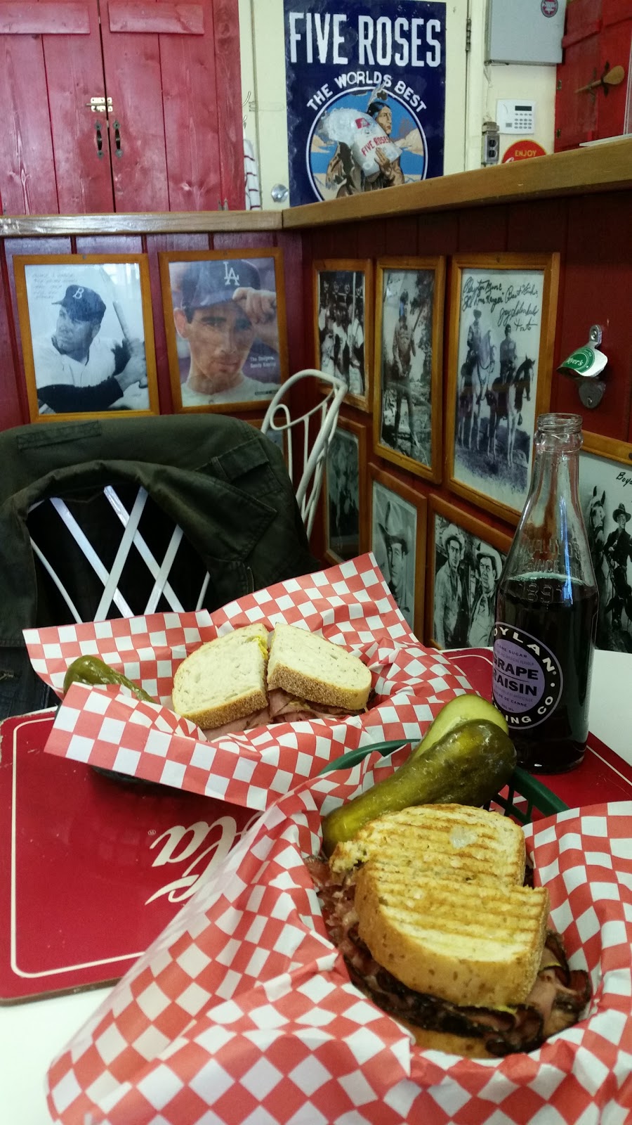 Myers Delicatessen | 1842 Grant Ave, Winnipeg, MB R3N 0N4, Canada | Phone: (204) 489-6310