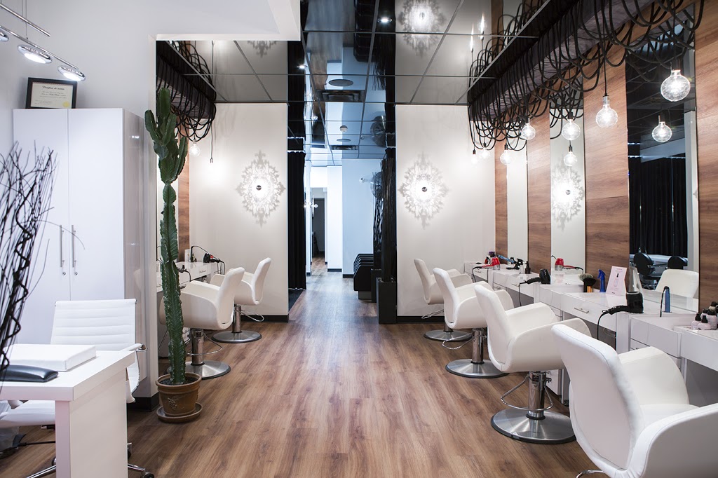 Hairdresser Beautiful Self | 425 Boulevard la Vérendrye E, Gatineau, QC J8R 2W8, Canada | Phone: (819) 669-9256