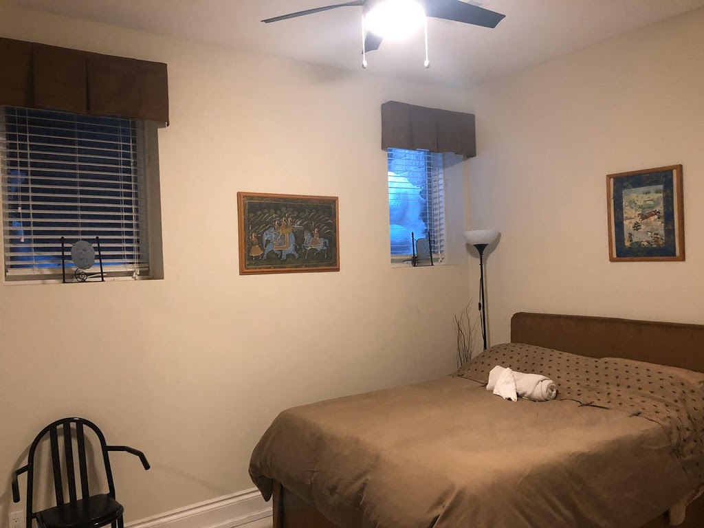 Furnished Rooms for Rent - Toronto | Near subway, Midtown Toronto, ON M6C 1R8, Canada | Phone: (416) 656-2122