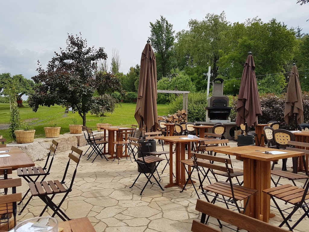 La Confrérie microbrasserie | 4385 Terrasse des Chênes, Saint-Antoine-de-Tilly, QC G0S 2C0, Canada | Phone: (581) 982-8484