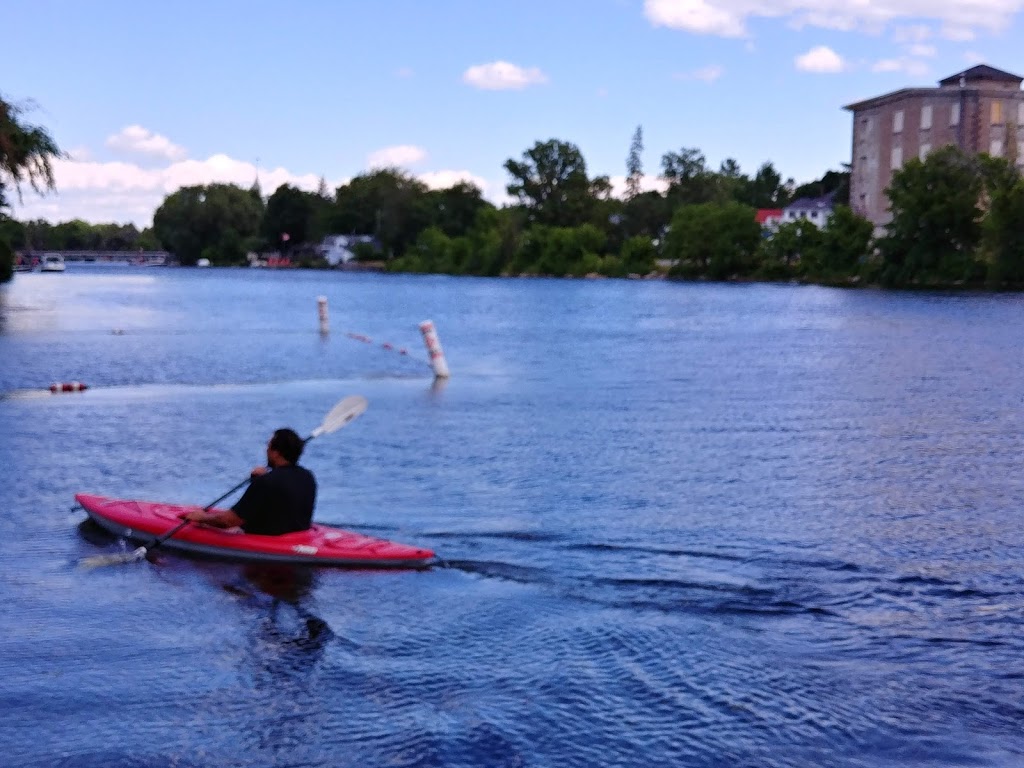 Carleton Place Canoe Club | 179 John St, Carleton Place, ON K7C 3P3, Canada | Phone: (613) 257-1838