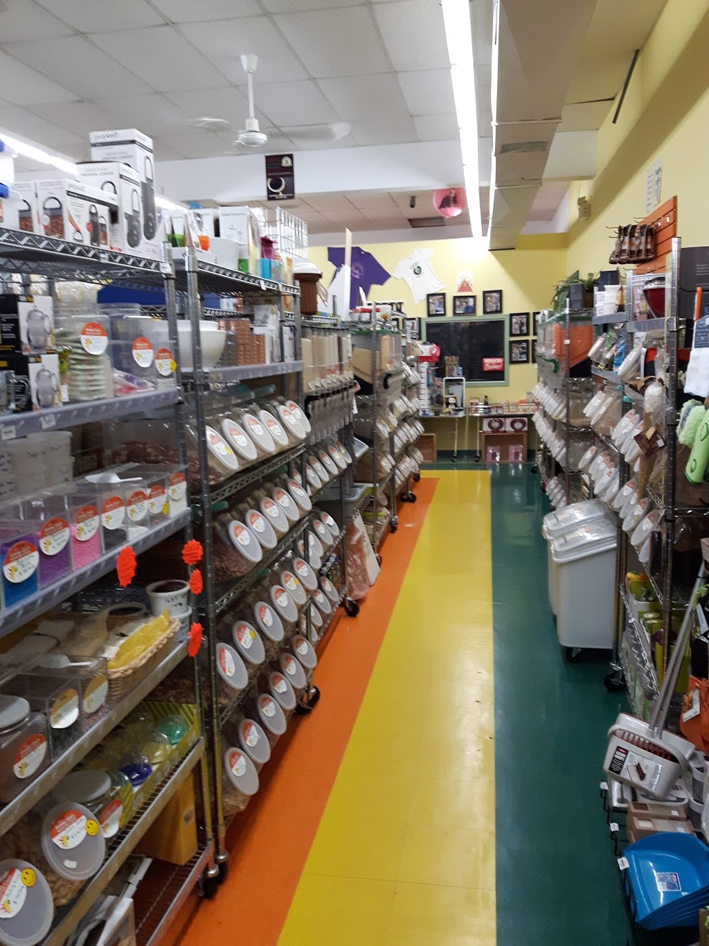 Gramma Carols Gourmet Bulk | 240 Main St, Selkirk, MB R1A 1S2, Canada | Phone: (204) 785-8374