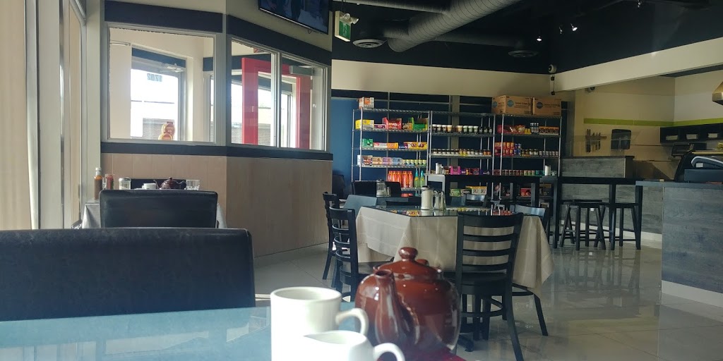 Churchills British Cafe | 1702 Idylwyld Dr N, Saskatoon, SK S7L 1B3, Canada | Phone: (306) 979-2748