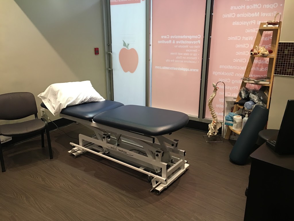 Harbourfront Appletree | 8 York St #4, Toronto, ON M5J 2Y2, Canada | Phone: (416) 366-2273