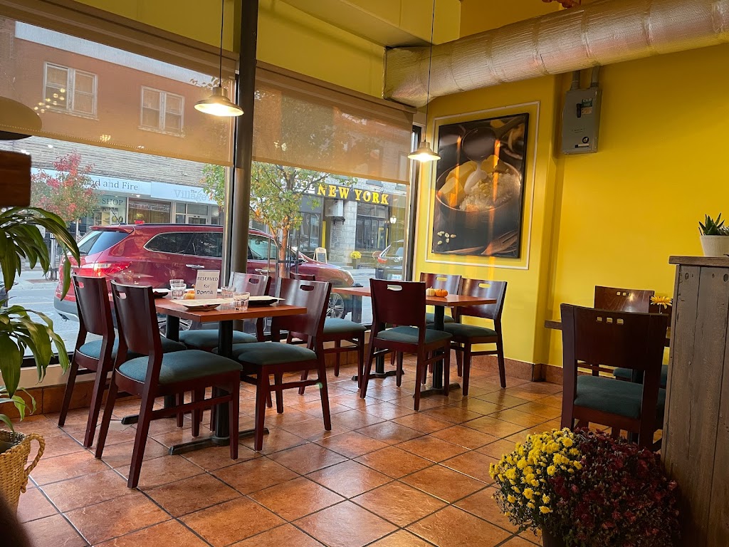 Sticky Rice Thai Restaurant | 12 Queen St E, Cambridge, ON N3C 2A6, Canada | Phone: (548) 288-4248