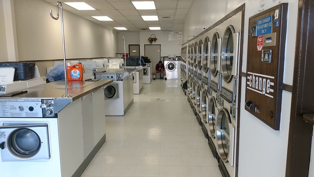Marbank Laundromat | 920 36 St NE #139, Calgary, AB T2A 6L8, Canada | Phone: (403) 273-4788
