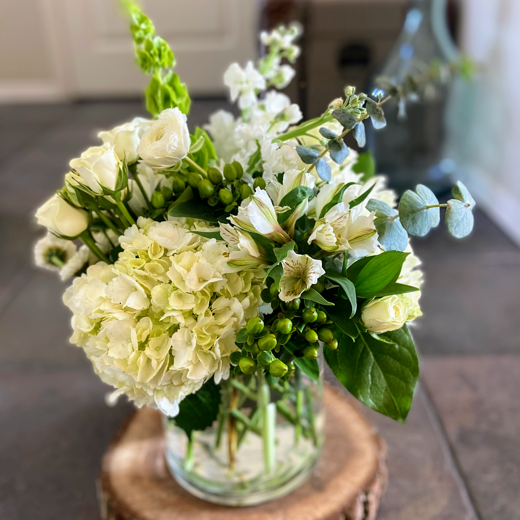 Anthurium Floral | Windermere Dr, Chestermere, AB T1X 1T6, Canada | Phone: (403) 807-1460