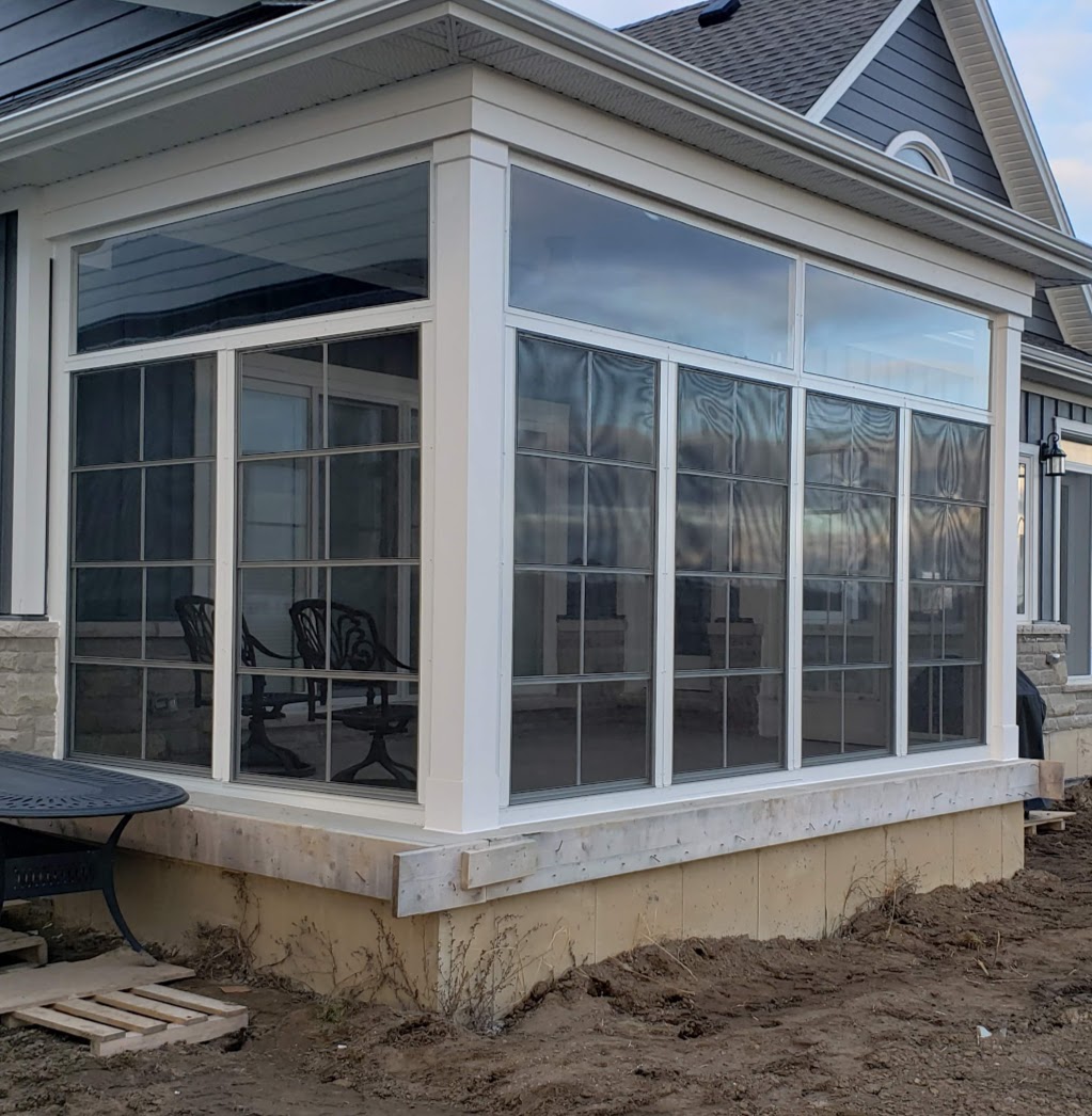 ScreenSunrooms.ca | 4577 St Volodymyr Ct, Beamsville, ON L0R 1B5, Canada | Phone: (905) 741-9624
