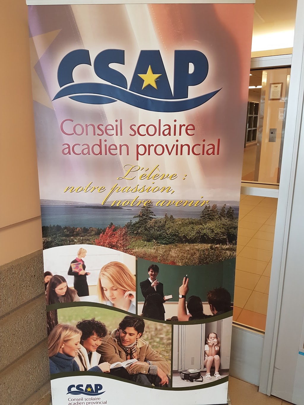 École Bois-Joli | 211 Avenue du Portage, Dartmouth, NS B2X 3T4, Canada | Phone: (902) 433-7070