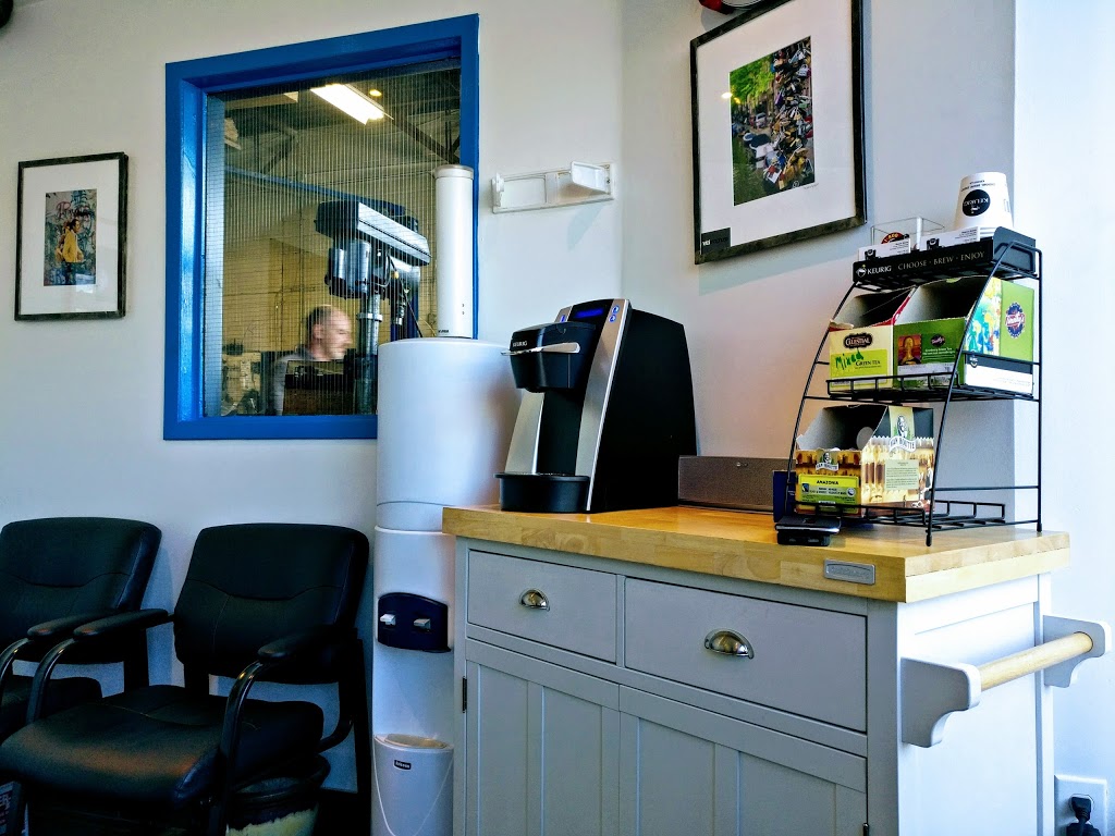 Jonathans Swedish Car Repair | 436 Cannon St E, Hamilton, ON L8L 2C8, Canada | Phone: (905) 547-4400