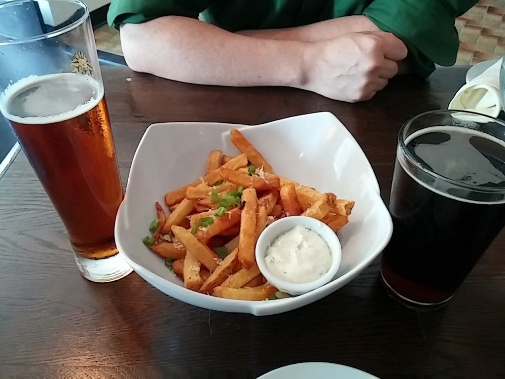 The Ridge Social Eatery | 3215 Roseville Rd, Ayr, ON N0B 1E0, Canada | Phone: (519) 696-2757