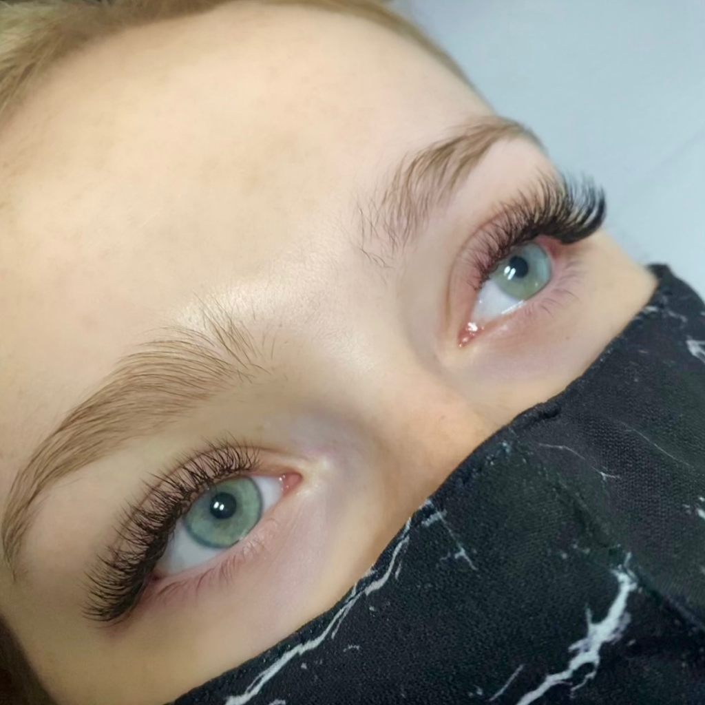LondonLashBar | 398 Oxford St E, London, ON N6A 1V7, Canada | Phone: (519) 319-6996