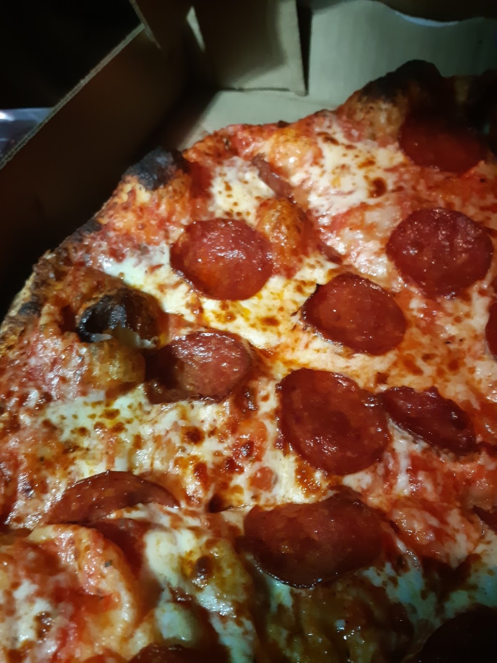 Vitos Pizza & Wings | 1500 Sixth Line, Oakville, ON L6H 2P2, Canada | Phone: (905) 337-1500
