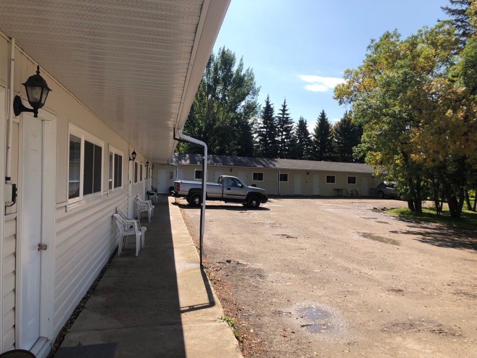 Four Winds Motel & Restaurant | 6163 MB-30, Altona, MB R0G 0B0, Canada | Phone: (204) 324-5305