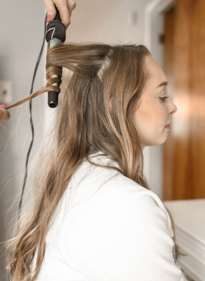 Sakhi beauty salon | 3244 Clearbrook Rd, Abbotsford, BC V2T 4N7, Canada | Phone: (778) 989-8600