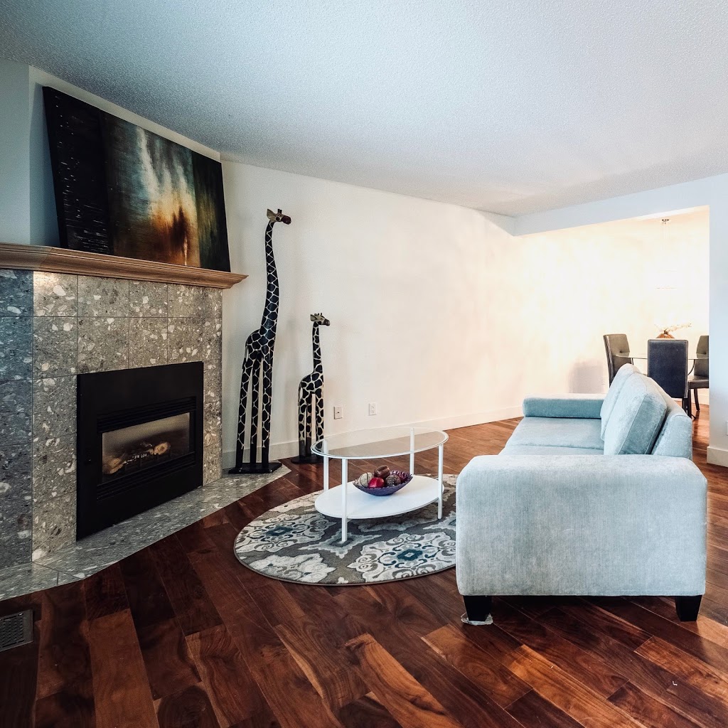 Heart & Sold, REALTORS, RE/MAX Real Estate (Central) | 2411 4 St NW, Calgary, AB T2M 2Z8, Canada | Phone: (403) 990-4962