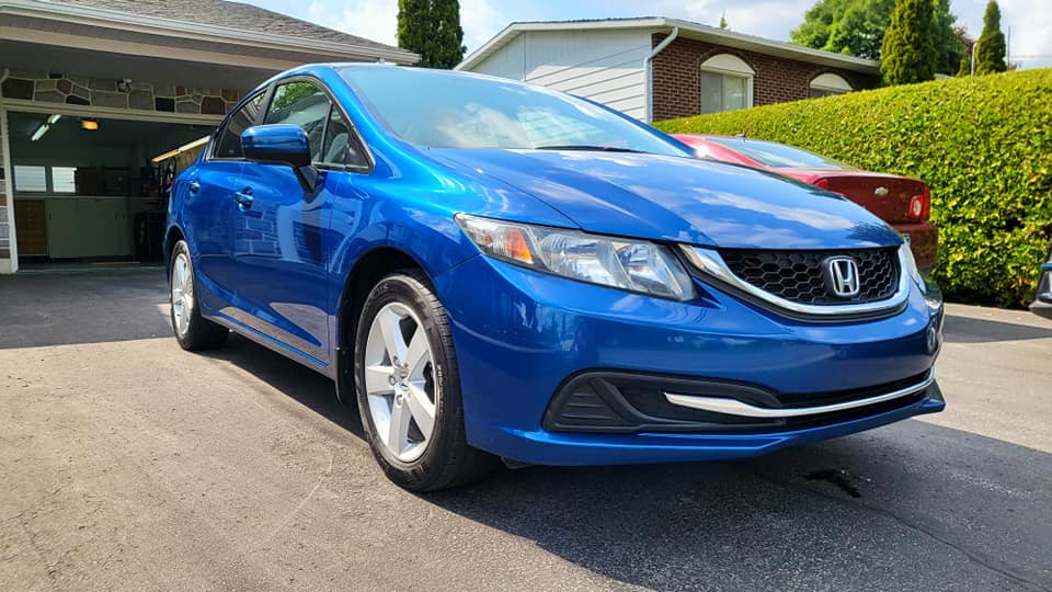 Dans le driveway | 2240 Rue des Bazars, Saint-Hyacinthe, QC J2T 4P2, Canada | Phone: (450) 230-4958