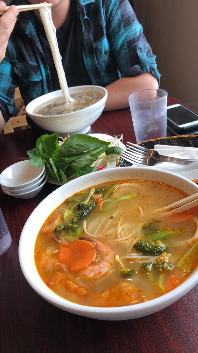PHO WINDSOR | 4450 Walker Rd, Windsor, ON N8W 5S6, Canada | Phone: (519) 969-2188