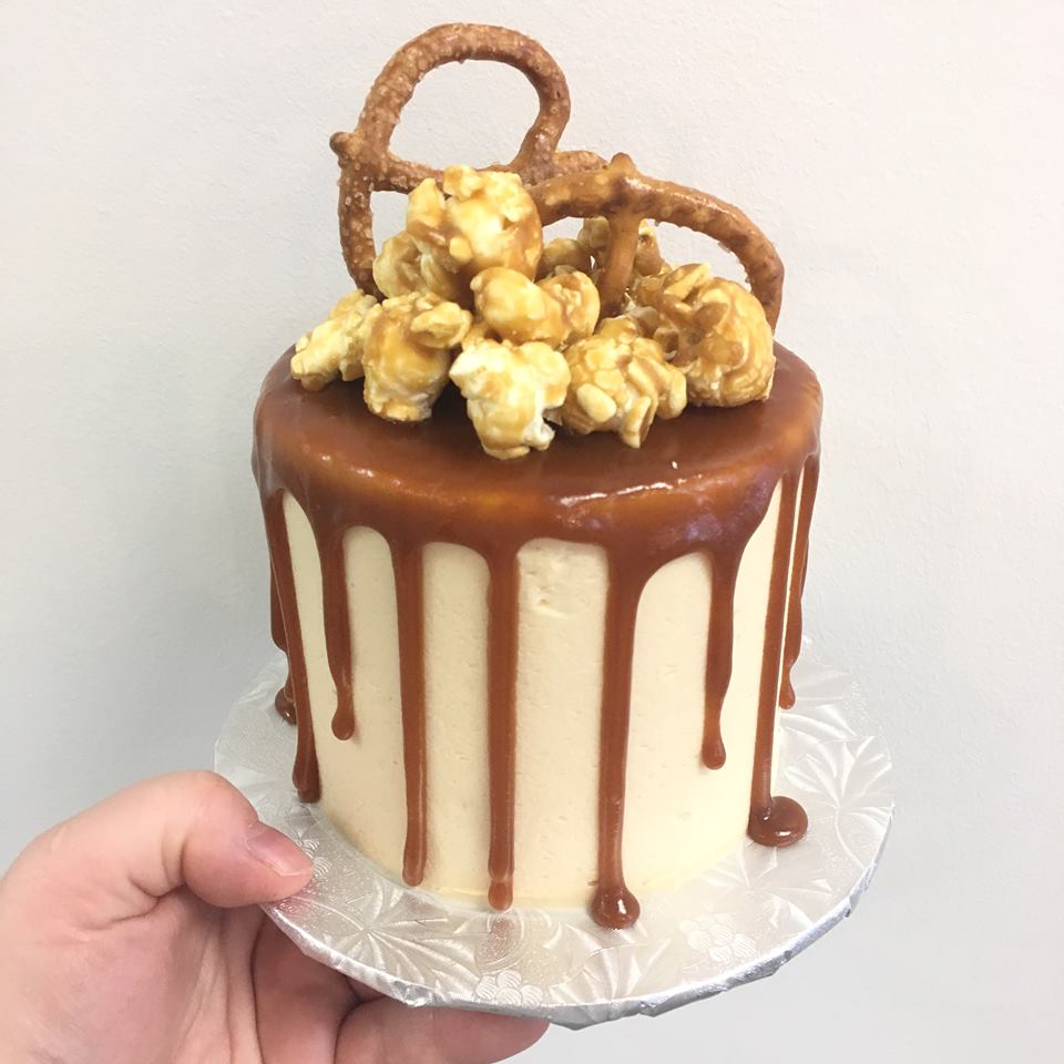 Gingers Cupcakes & Desserts | 14 Wellington St E, Aurora, ON L4G 1H5, Canada | Phone: (905) 841-4004
