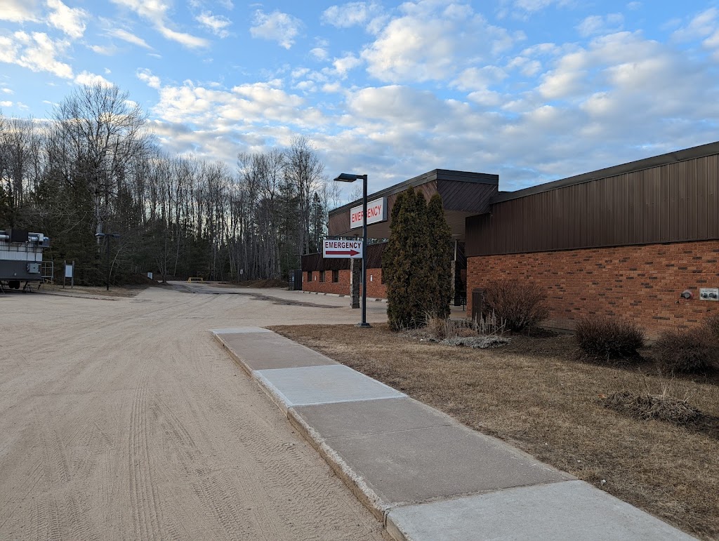 Deep River & District Hospital | 117 Banting Dr RR 1, Deep River, ON K0J 1P0, Canada | Phone: (613) 584-3333