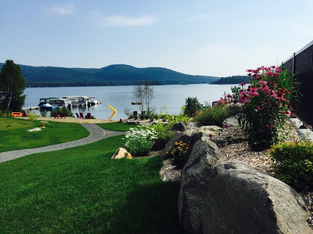 Domaine Rive Gauche Lac Ouareau | 65 Chemin du Nordet, Saint-Donat-de-Montcalm, QC J0T 2C0, Canada | Phone: (514) 659-2045