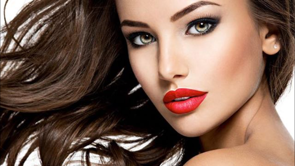 Koup Kathy Poulin Studio | 3346 133e Rue, Saint-Georges, QC G5Y 0L6, Canada | Phone: (418) 957-5701