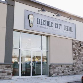 Electric City Dental | 999 Lansdowne St W #1, Peterborough, ON K9J 8N2, Canada | Phone: (705) 749-9994