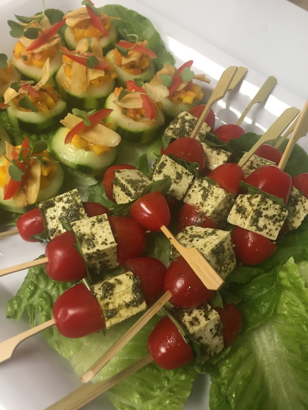Dinner & Company / Dinner And Company Inc. | 185 Thickson Rd S, Whitby, ON L1N 0E2, Canada | Phone: (289) 991-3030