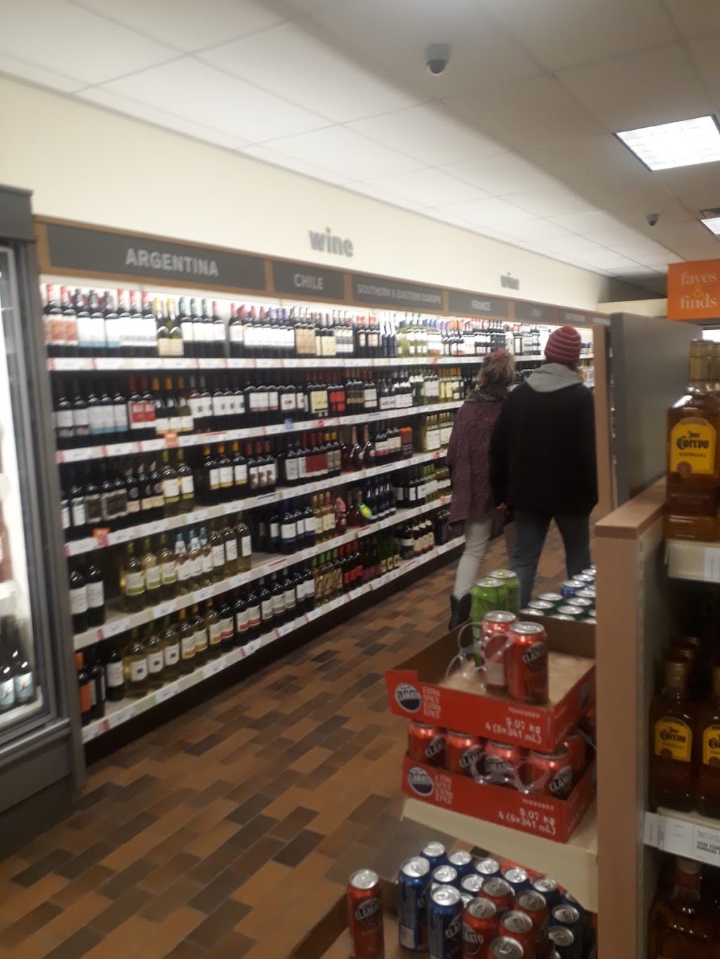 LCBO | 4694 Victoria Ave, Niagara Falls, ON L2E 4B9, Canada | Phone: (905) 358-8532