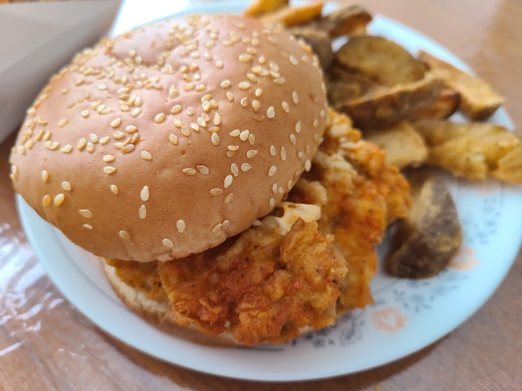 Mary Browns Chicken | 675 Stonehaven Ave Units A-3 & A4, Newmarket, ON L3X 2G2, Canada | Phone: (905) 967-9797
