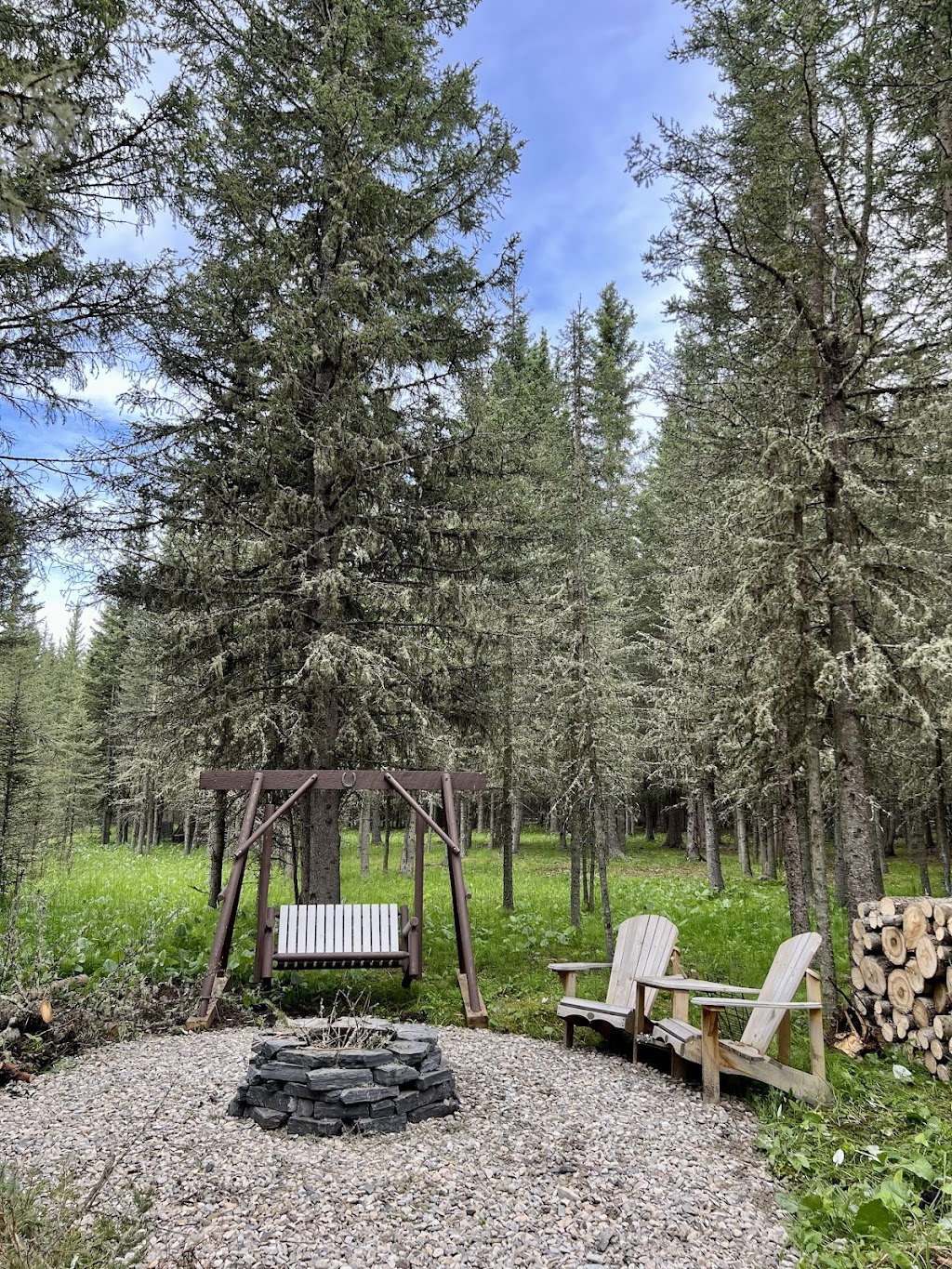 Shanti Yurt | 34 Mountain Lion Pl, Bragg Creek, AB T0L 0K0, Canada | Phone: (403) 588-8080
