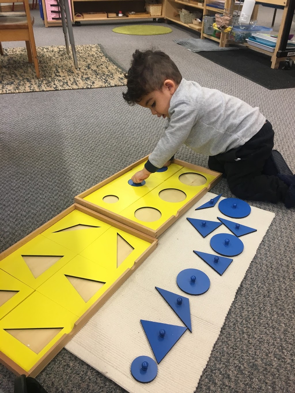 French 4 Tots | 1367 Altona Rd, Pickering, ON L1V 1M2, Canada | Phone: (416) 906-3846