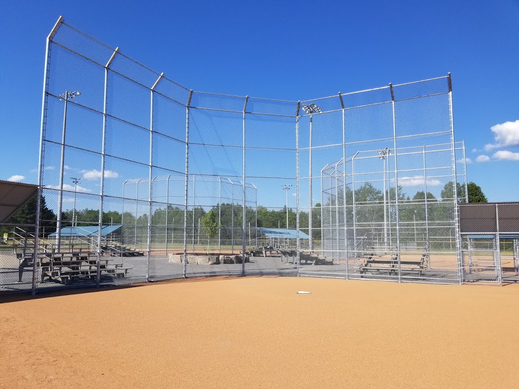 Hall Construction Inc | 176 Louisa St, Parry Sound, ON P2A 3C1, Canada | Phone: (705) 746-8147