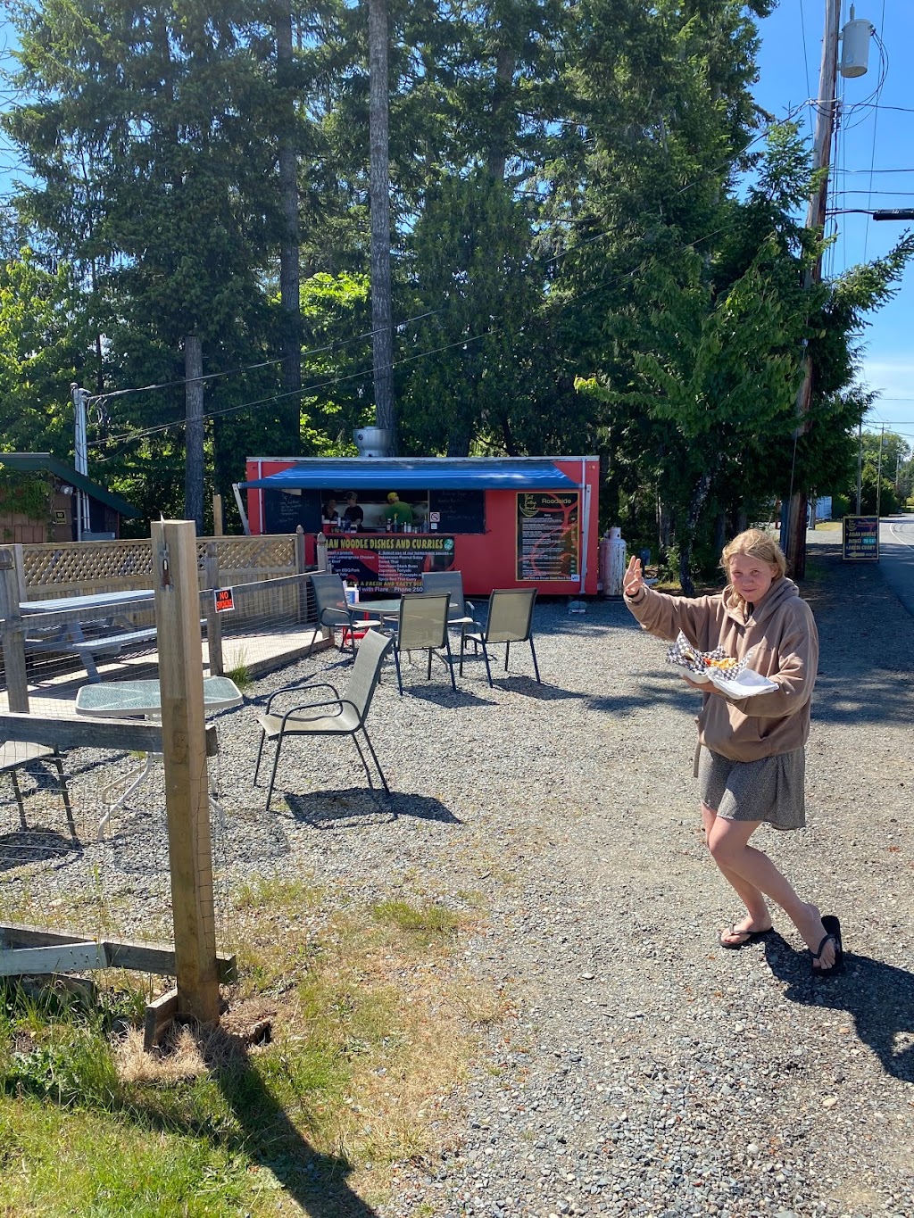 That Extra Touch Roadside | 6010 Island Hwy W, Qualicum Beach, BC V9K 2E7, Canada | Phone: (250) 951-7053