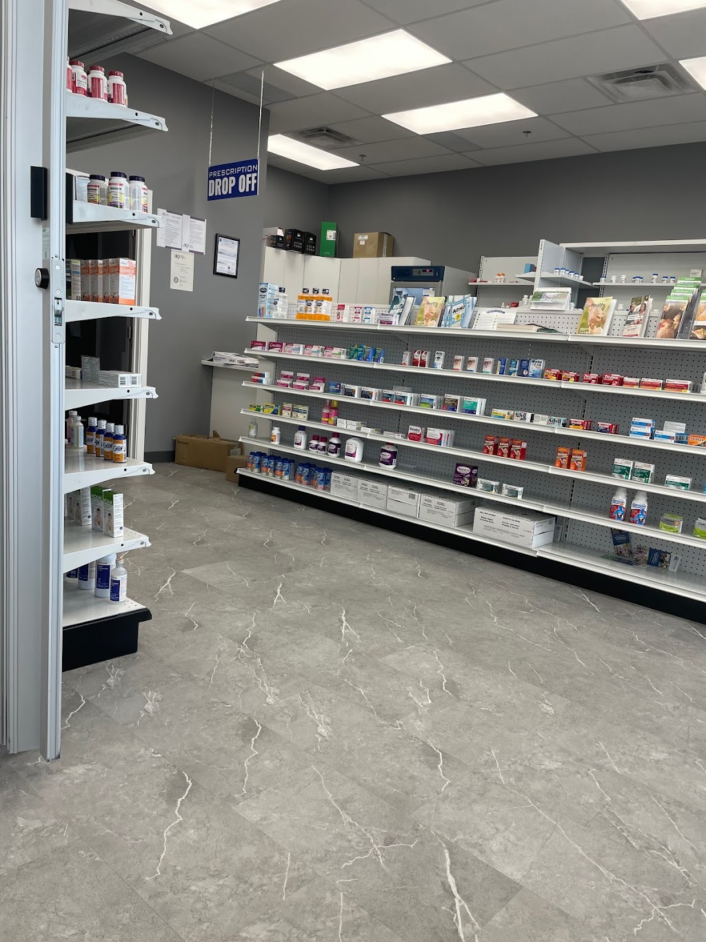 Family Plus Silverberry Medical Centre | 3321 34 St NW, Edmonton, AB T6T 2K6, Canada | Phone: (780) 440-2040