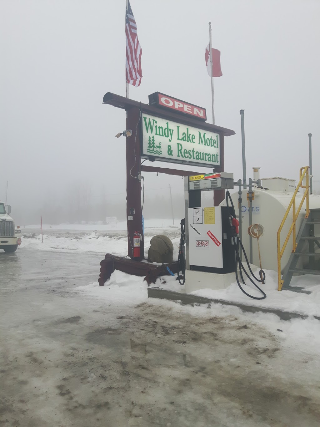 Windy Lake Motel & Restaurant | Hwy 144 North, Levack, ON P0M 2C0, Canada | Phone: (705) 966-3967