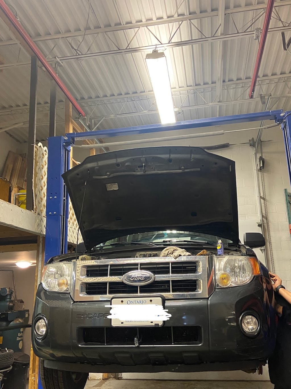 Pro Wrenchers | Backside Entry, 100 Campbell Ave #6, Kitchener, ON N2H 4X8, Canada | Phone: (519) 576-0106