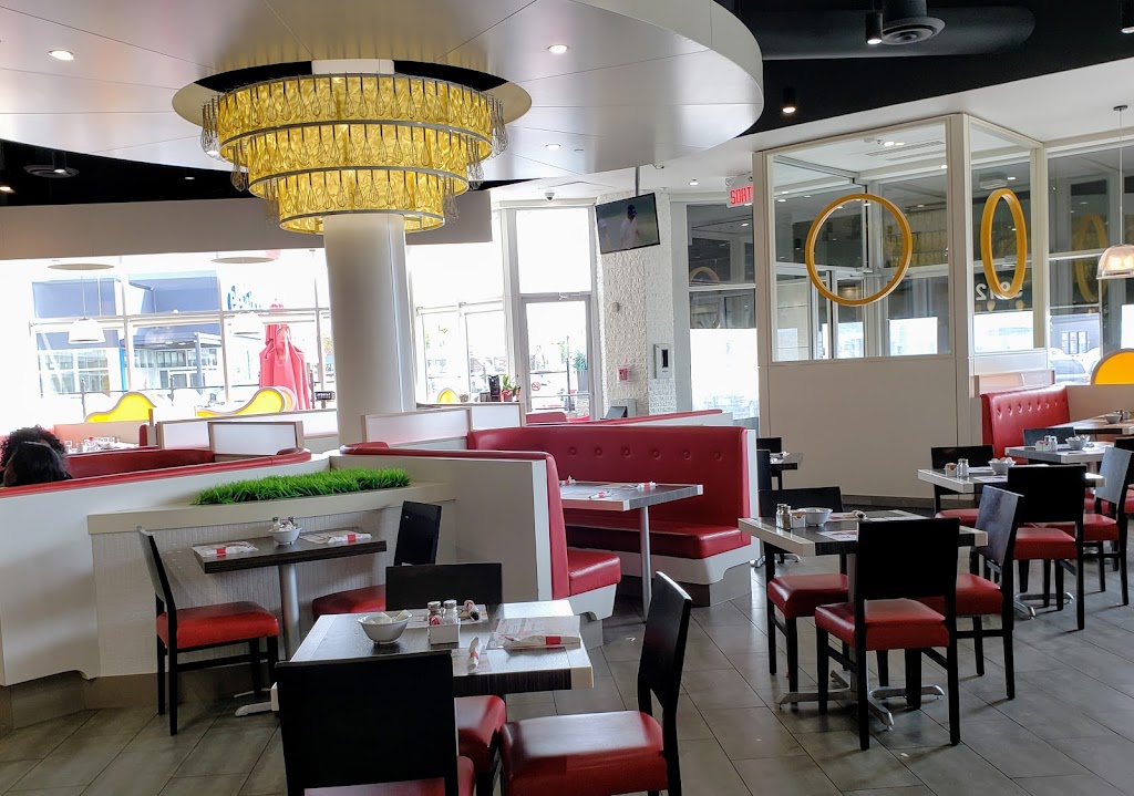 Allô! Mon Coco Saint-Léonard | 5912 Bd des Grandes-Prairies, Saint-Léonard, QC H1P 1A2, Canada | Phone: (514) 328-0805