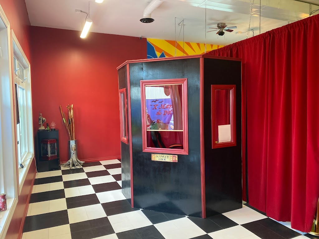 The Flower Pot | 453 Ottawa St Unit 2, Almonte, ON K0A 1A0, Canada | Phone: (613) 256-9766