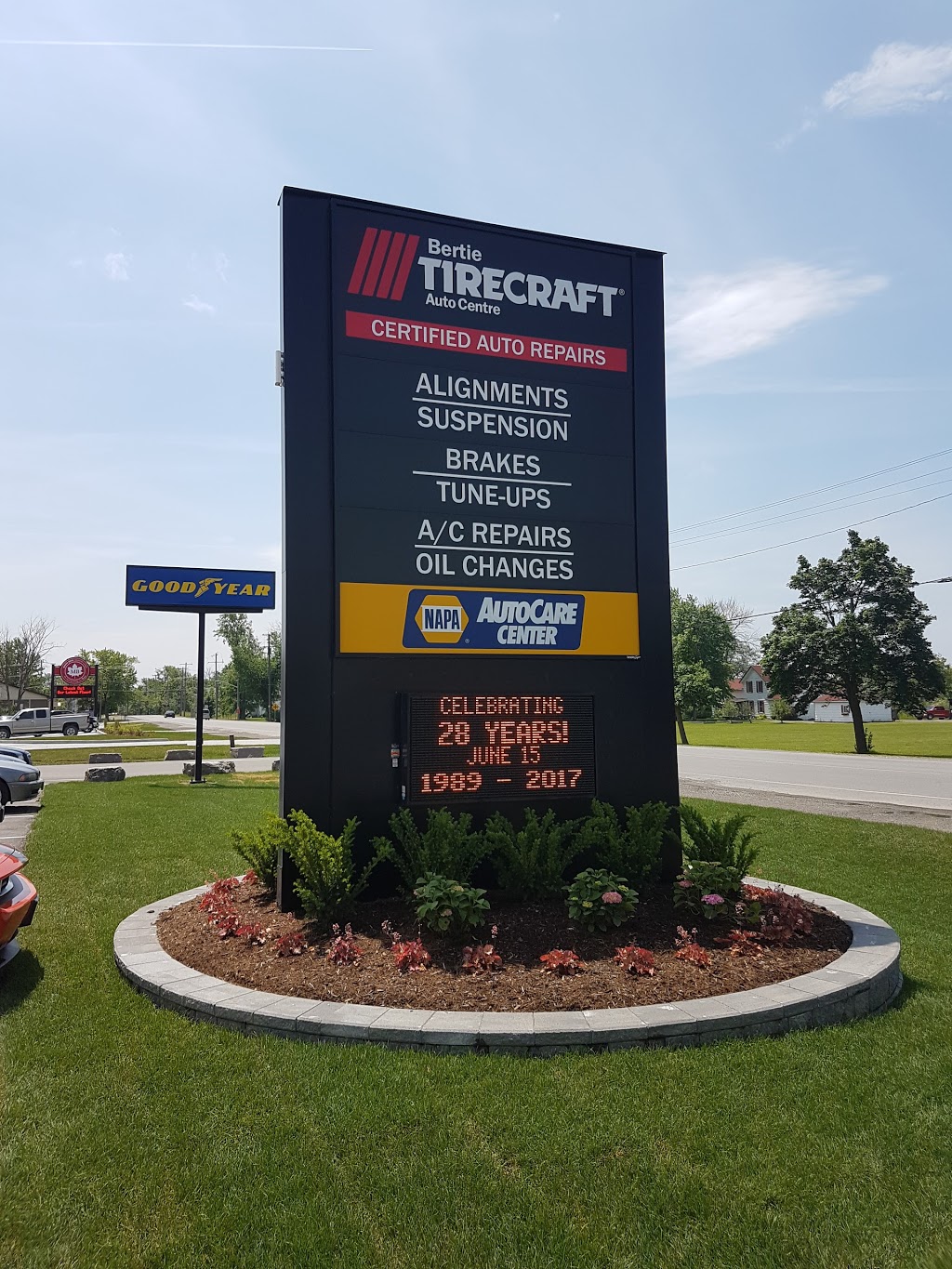 Bertie Tirecraft Stevensville | 2776 Stevensville Rd, Stevensville, ON L0S 1S0, Canada | Phone: (905) 382-3173