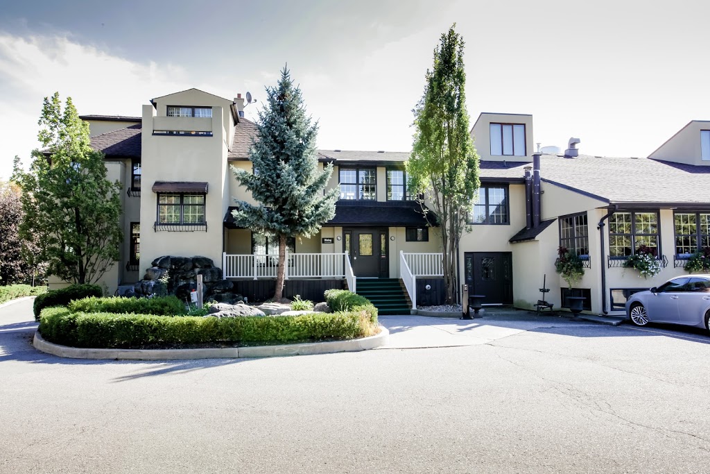 Terrace On The Green | 8672 Mississauga Rd, Brampton, ON L6Y 0C4, Canada | Phone: (905) 459-4447