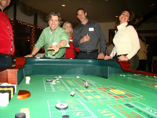 Uptown Entertainment & Events | 210 Walnut St, Lockport, NY 14094, USA | Phone: (888) 220-0077