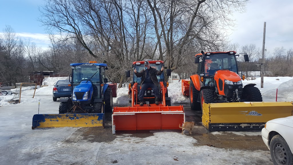 United Farms | 2438 1re Rue, Sainte-Sophie, QC J5J 2R7, Canada | Phone: (450) 438-7944