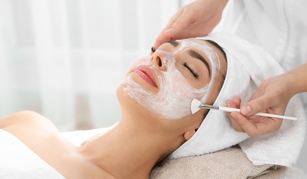 Zahra Studio SPA coiffure & Médico esthétique | 653 Boulevard Cote Vertu Ouest, Saint-Laurent, QC H4L 1Y2, Canada | Phone: (514) 855-1001
